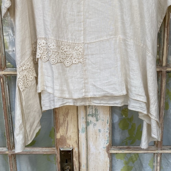 MISS ROSE SISTER VIOLET Open Size Linen Top with Lace Detail - Picture 5 of 7